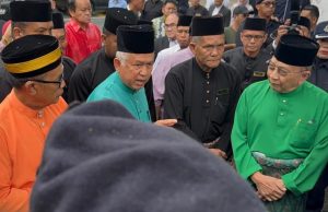Ketegangan di Balai Kediaman Rasmi Tunku Besar Tampin: Sidang Khas DKU Berdepan Insiden Sekatan