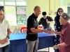 Mangsa Ribut Terima Sumbangan Tabung Bencana Daerah di Rembia